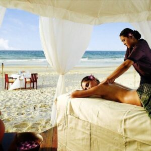 autorski masaż całego ciała w salonie Masaż WABI – relaksacyjna sesja dłoni terapeuty